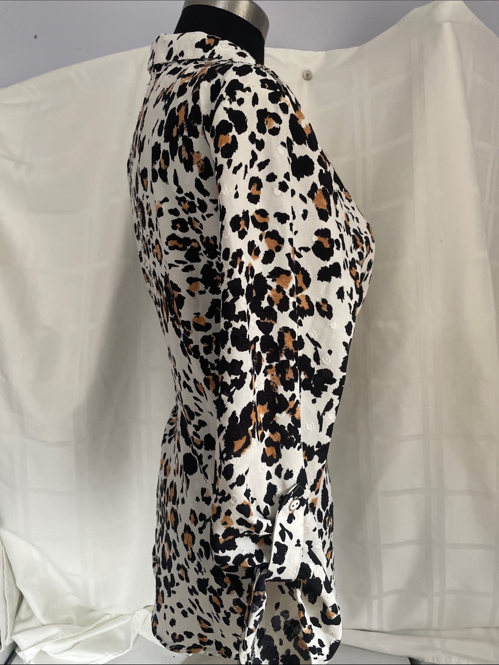 Adrienne Vittadini Leopard Long-Sleeve Black/Brown/White Size S PTP 20, L26 - Picture 3 of 7
